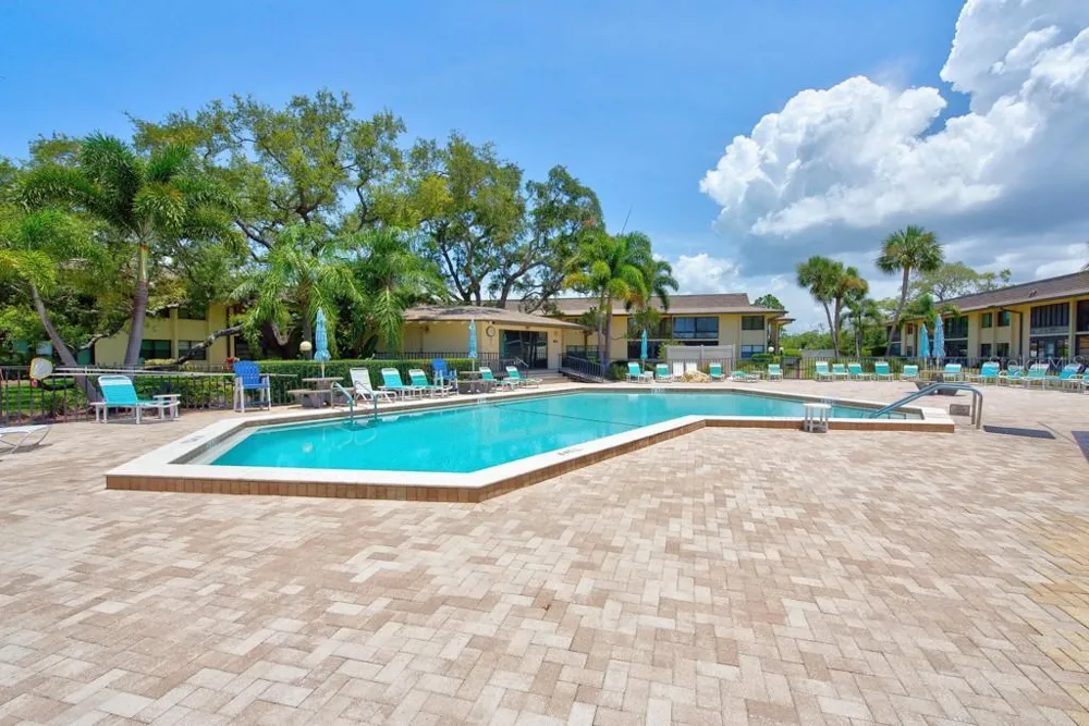 12300 VONN ROAD #4307 Largo, FL 33774