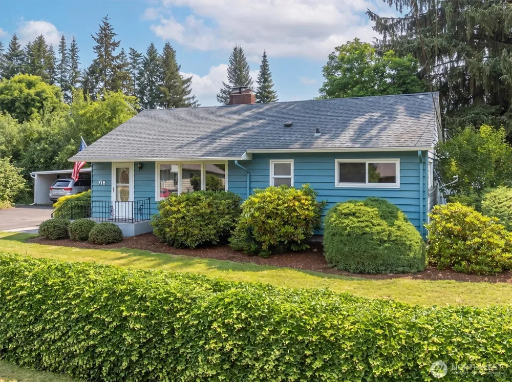 716 Woodard Avenue NE Castle Rock, WA 98611