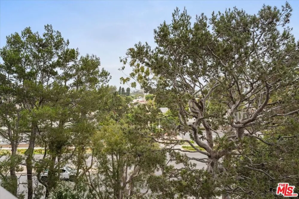 4337 Marina City Drive #147 Marina del Rey, CA 90292