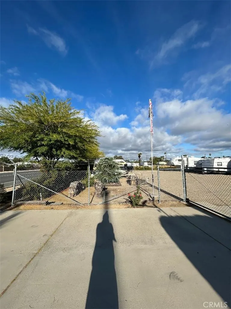 44618 State Highway 74 Hemet, CA 92544