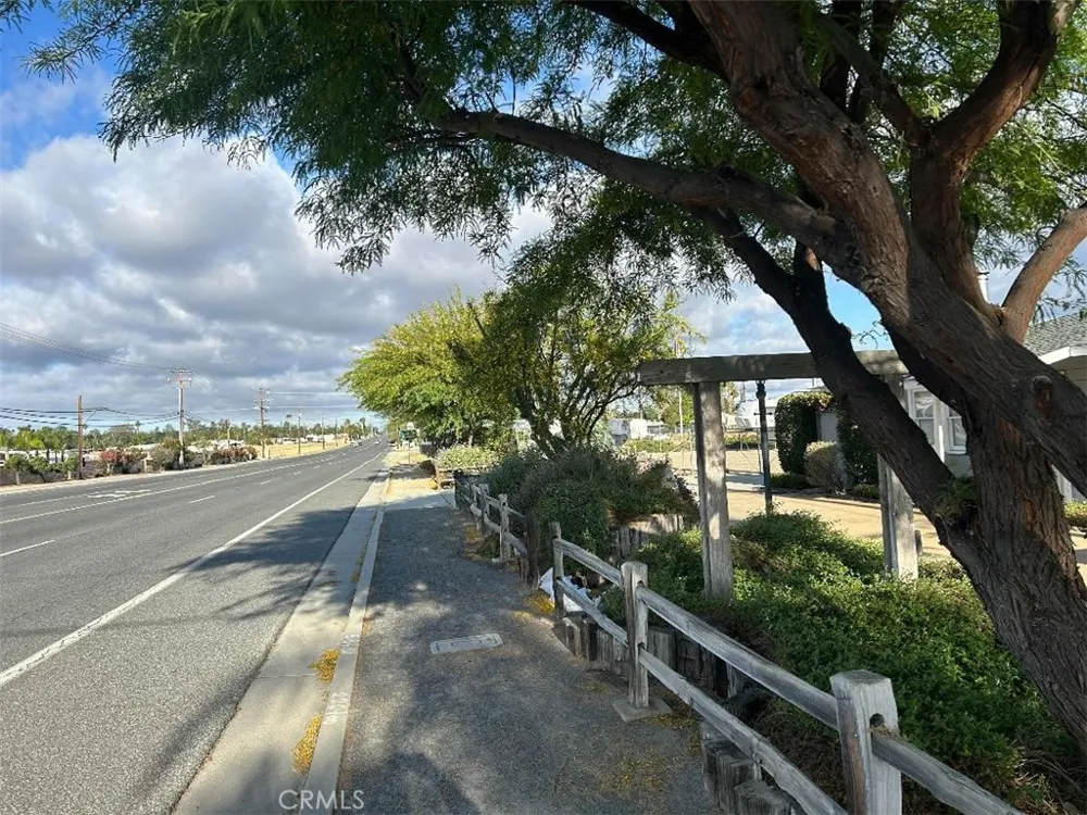 44618 State Highway 74 Hemet, CA 92544