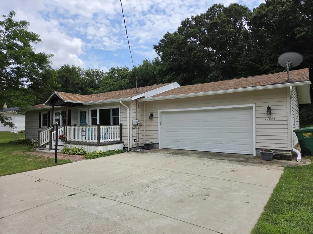 27853 Burmax Park Dowagiac, MI 49047