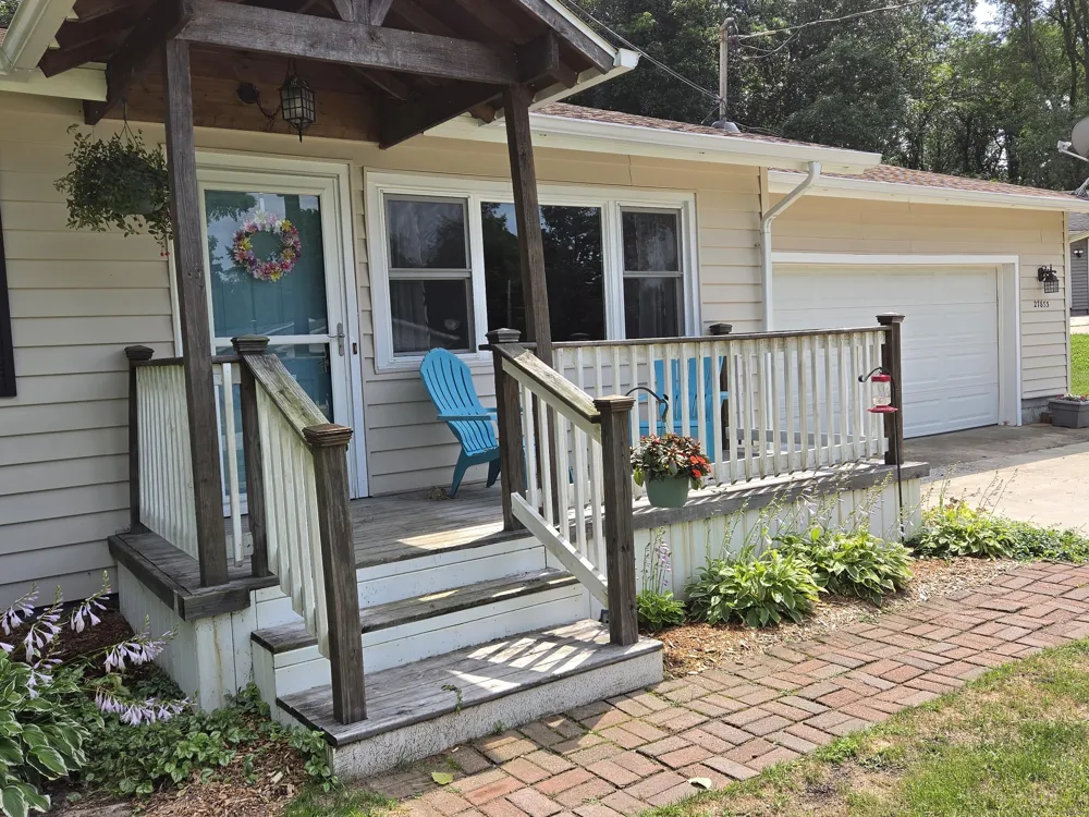 27853 Burmax Park Dowagiac, MI 49047