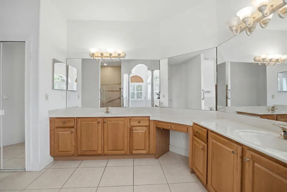 2305 Winding Creek Lane Fort Pierce, FL 34981