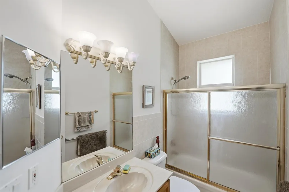 2305 Winding Creek Lane Fort Pierce, FL 34981
