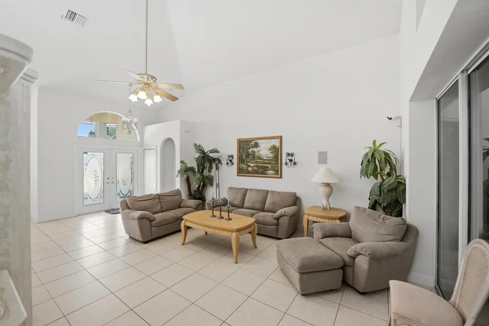 2305 Winding Creek Lane Fort Pierce, FL 34981