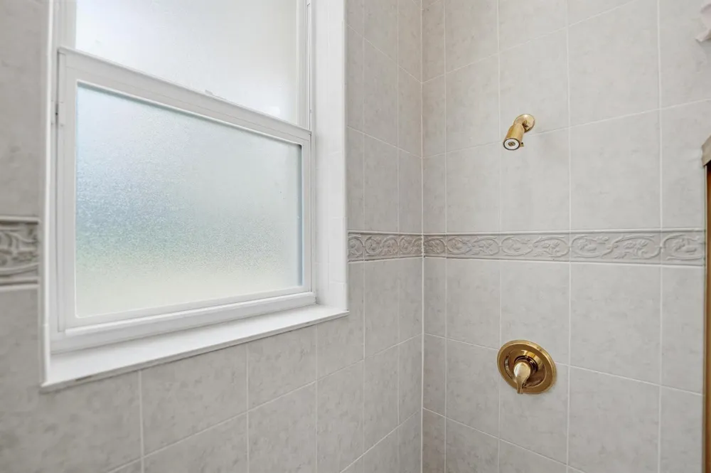 2305 Winding Creek Lane Fort Pierce, FL 34981