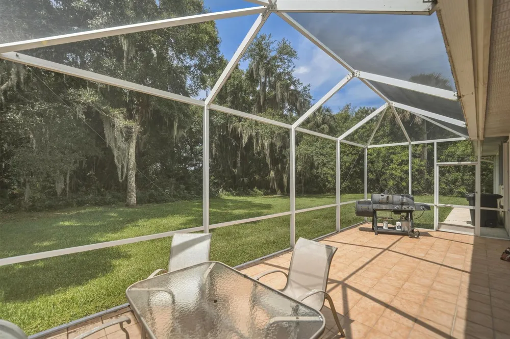 2305 Winding Creek Lane Fort Pierce, FL 34981