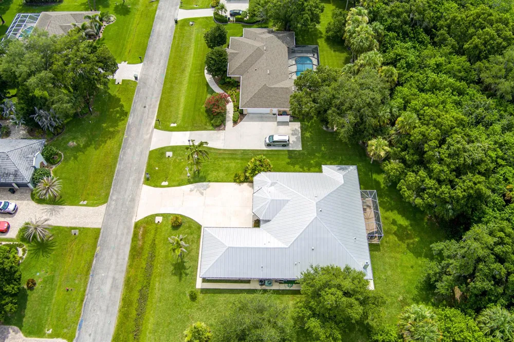 2305 Winding Creek Lane Fort Pierce, FL 34981