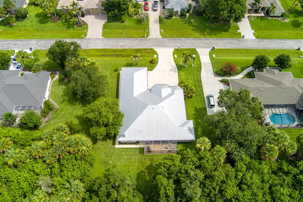 2305 Winding Creek Lane Fort Pierce, FL 34981
