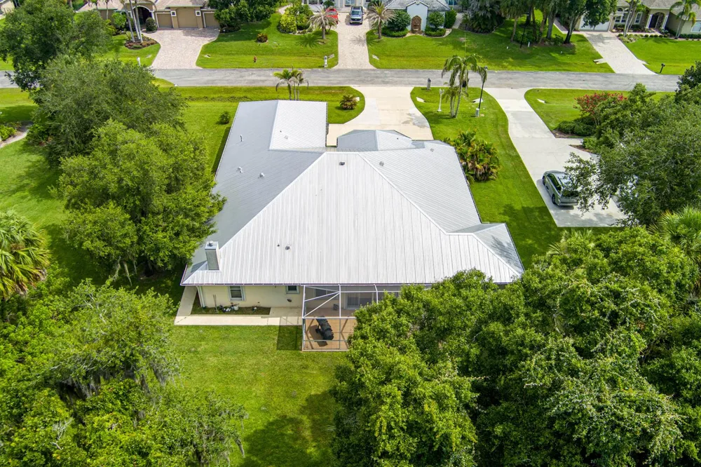 2305 Winding Creek Lane Fort Pierce, FL 34981