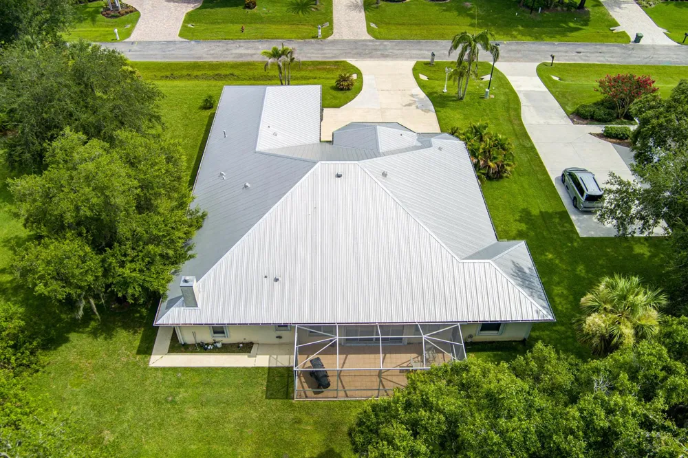 2305 Winding Creek Lane Fort Pierce, FL 34981