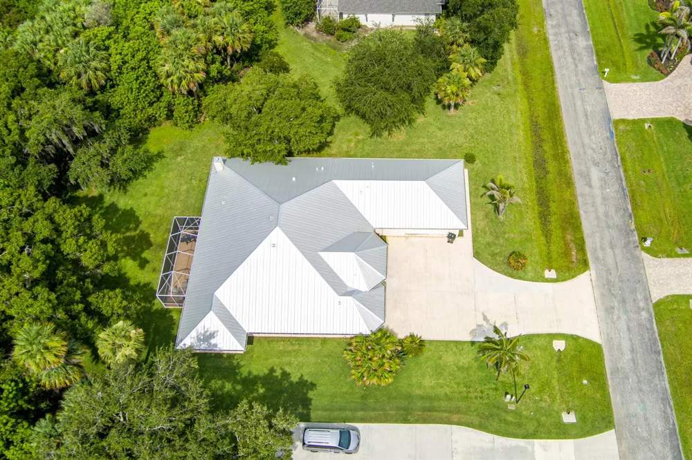 2305 Winding Creek Lane Fort Pierce, FL 34981