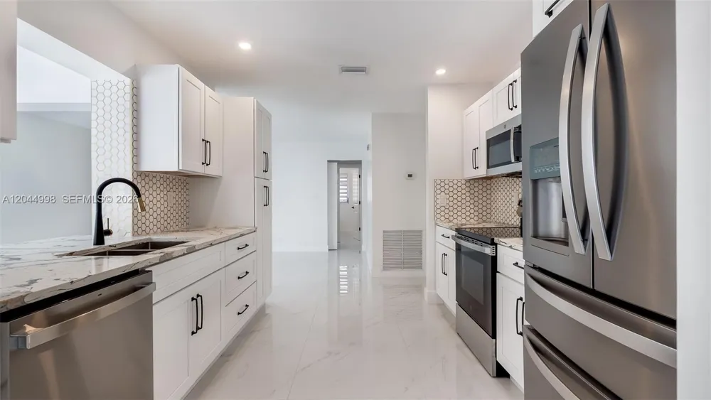 3023 NW 123rd Ave Coral Springs, FL 33065