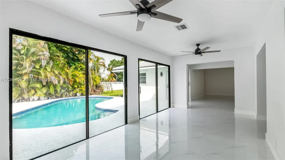 3023 NW 123rd Ave Coral Springs, FL 33065