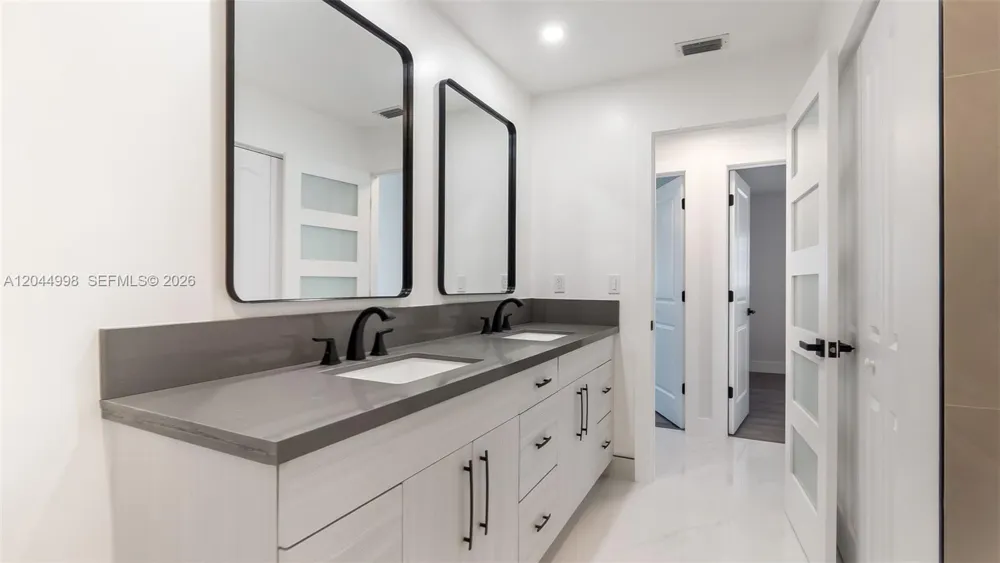 3023 NW 123rd Ave Coral Springs, FL 33065