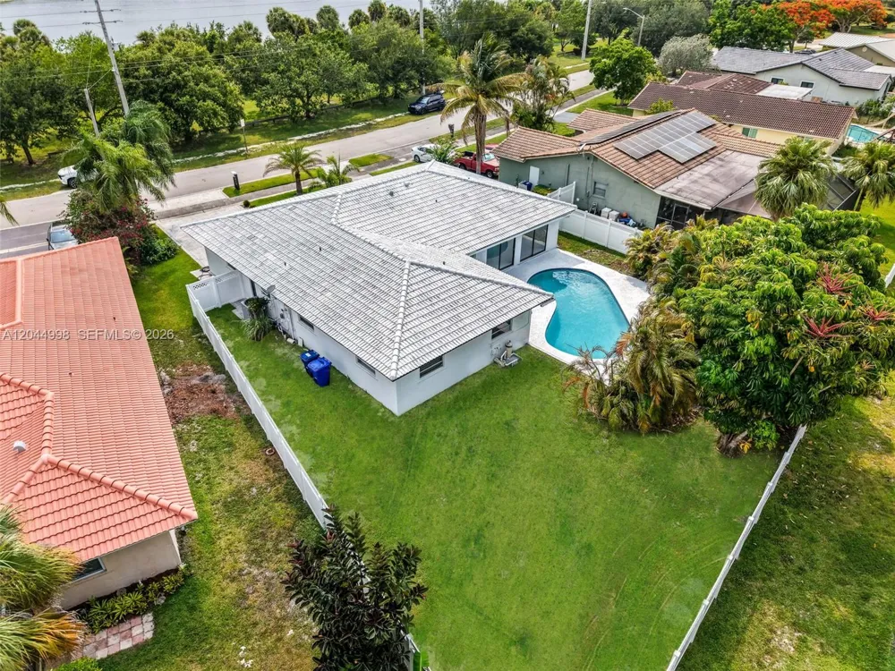 3023 NW 123rd Ave Coral Springs, FL 33065