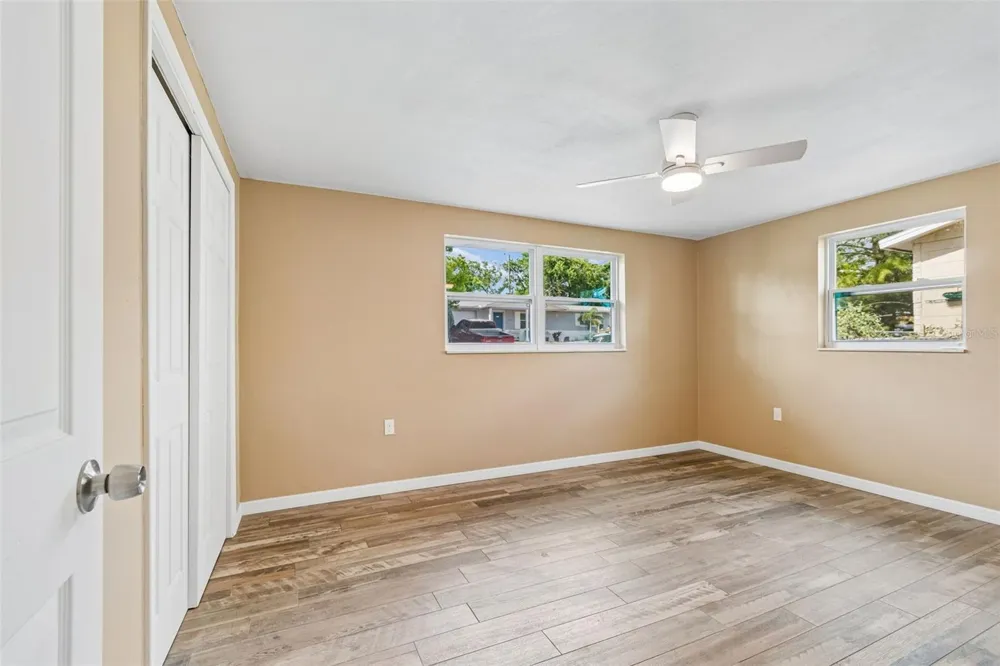 5046 FARLEY DRIVE Holiday, FL 34690