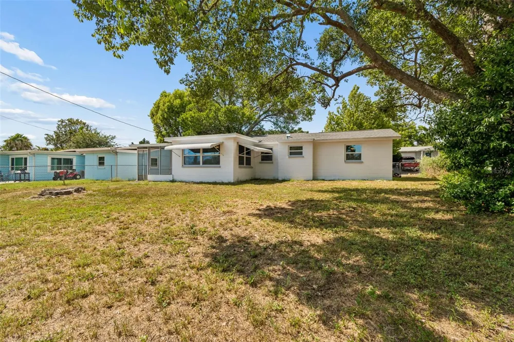5046 FARLEY DRIVE Holiday, FL 34690