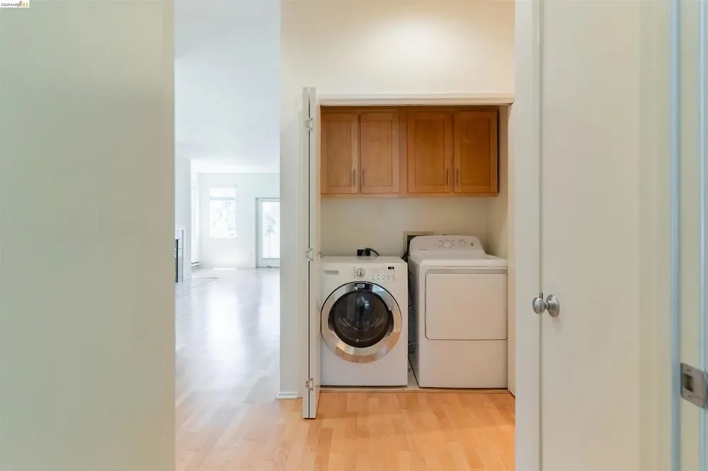 211 Bayside Ct Richmond, CA 94804