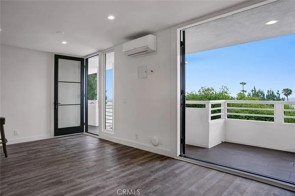 618 S Coast Highway Laguna Beach, CA 92651