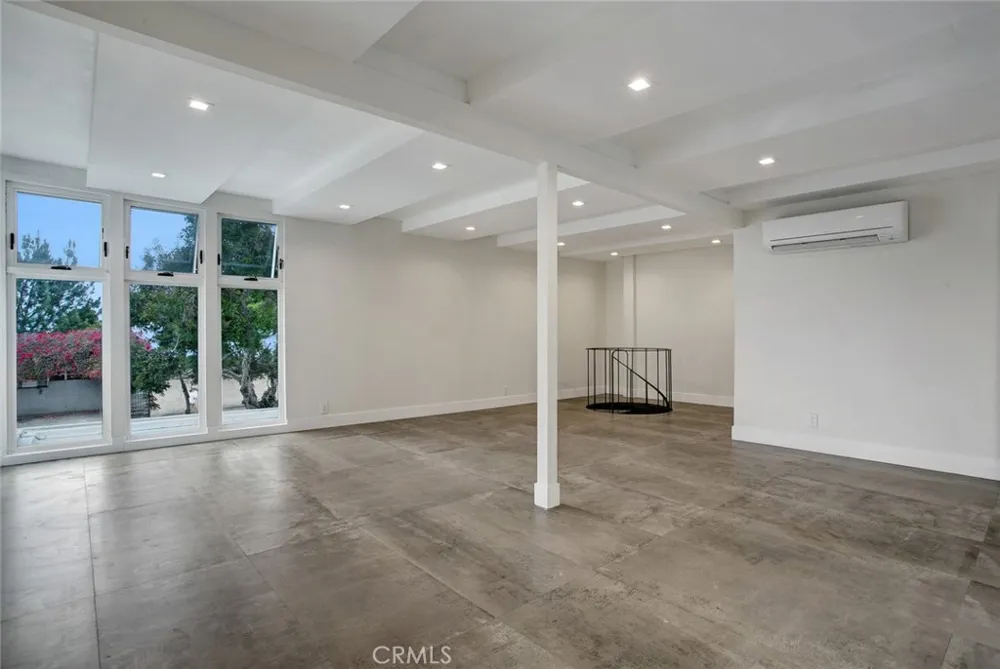 618 S Coast Highway Laguna Beach, CA 92651