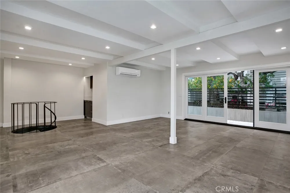 618 S Coast Highway Laguna Beach, CA 92651