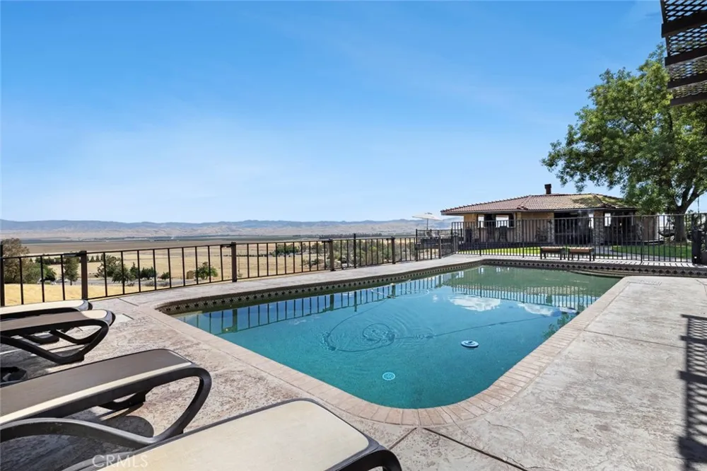 36040 Highway 33 Coalinga, CA 93210