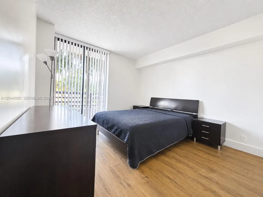 3300 NE 191st St #211 Aventura, FL 33180