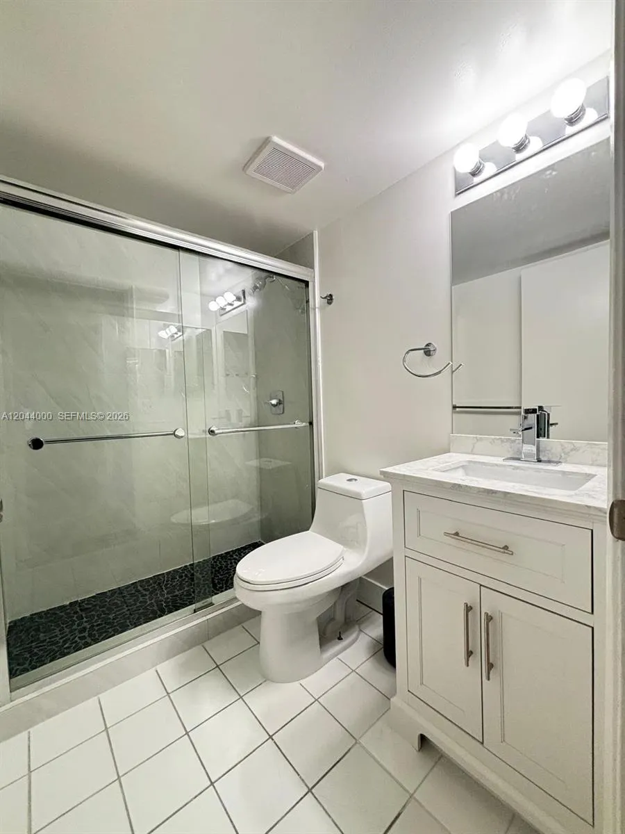 3300 NE 191st St #211 Aventura, FL 33180