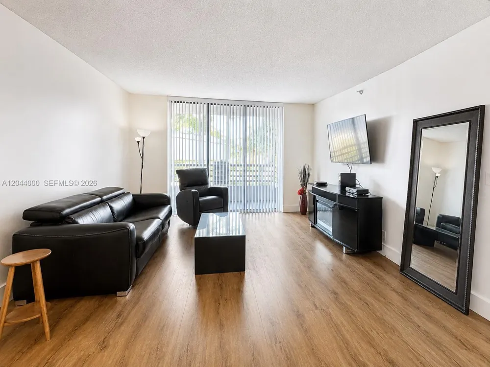3300 NE 191st St #211 Aventura, FL 33180