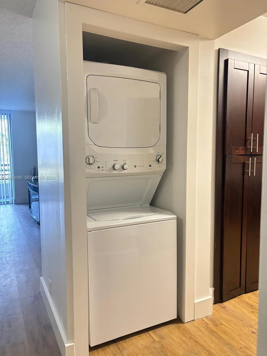 3300 NE 191st St #211 Aventura, FL 33180