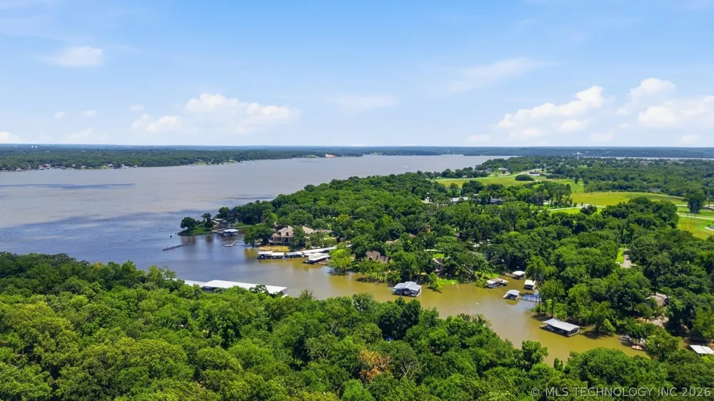 5 Marina Drive Afton, OK 74331