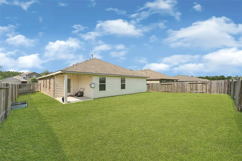 20855 Olive Leaf Street New Caney, TX 77357