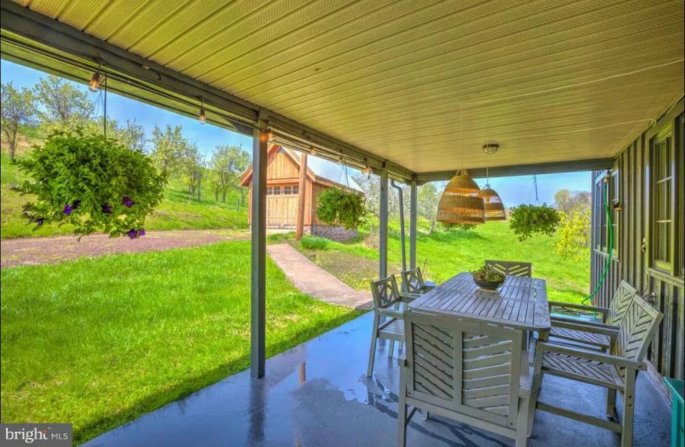 80 RED CLIFF ROAD #A Upper Black Eddy, PA 18972