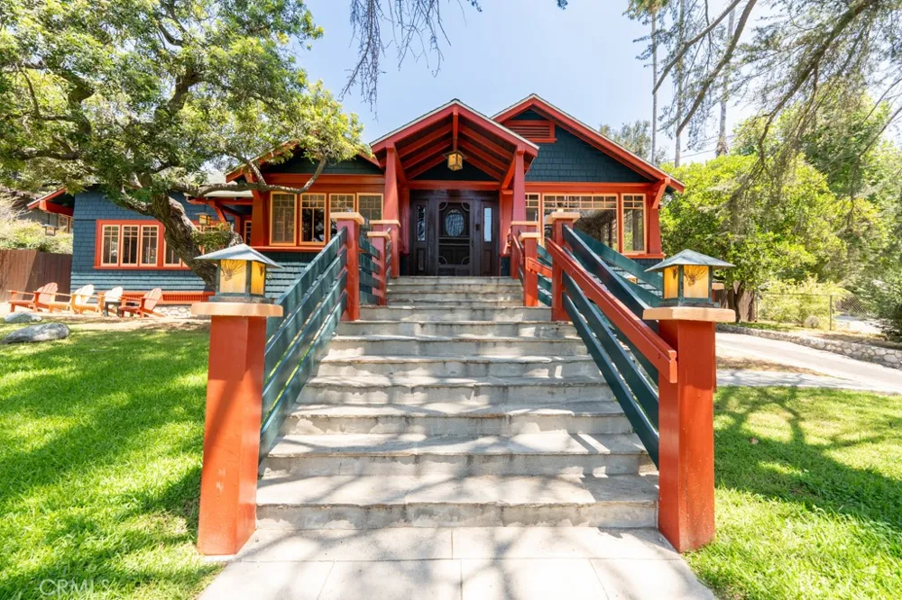 89 E Alegria Sierra Madre, CA 91024