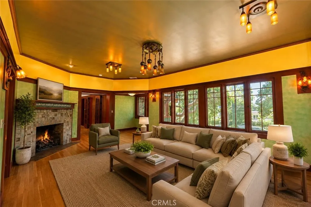 89 E Alegria Sierra Madre, CA 91024