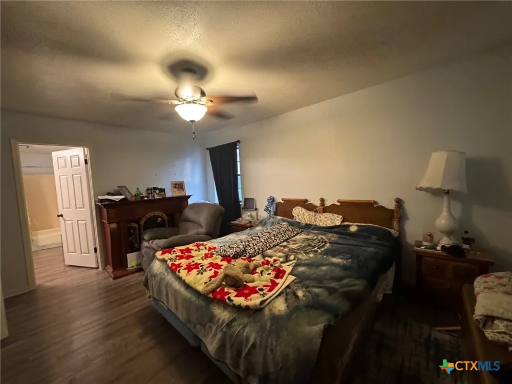 817 S Bell Street Hamilton, TX 76531