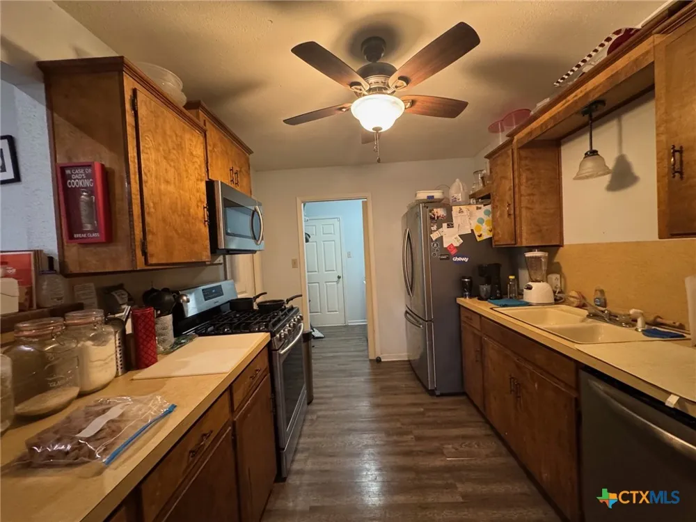 817 S Bell Street Hamilton, TX 76531