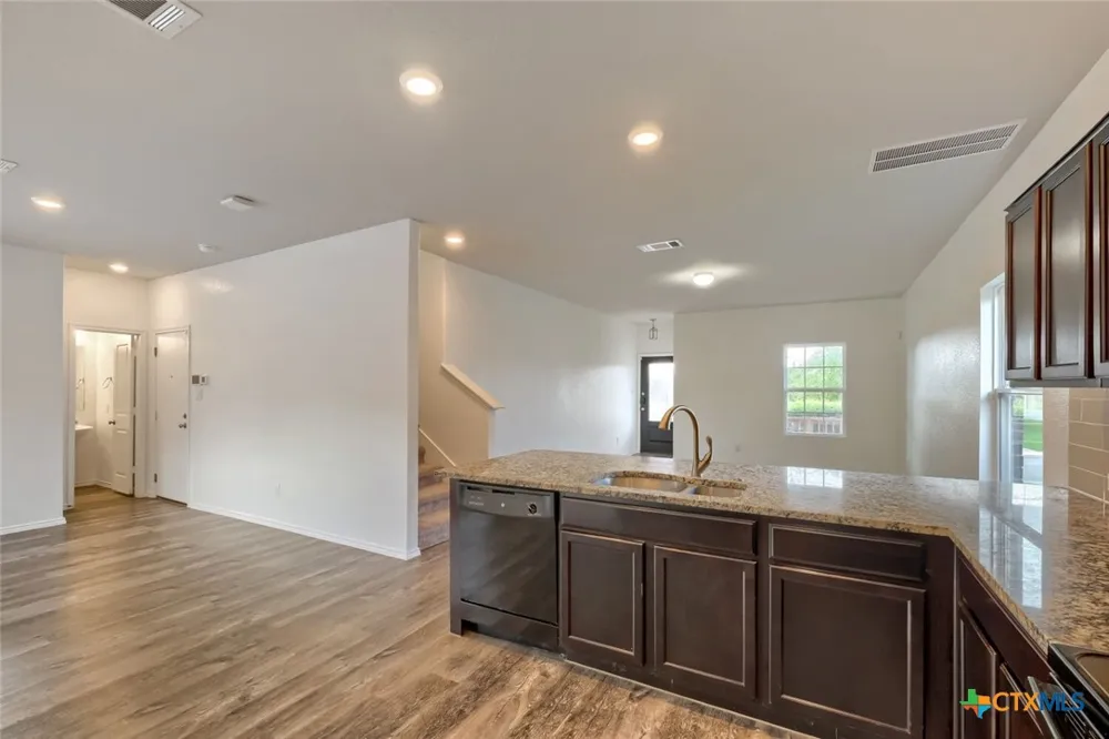 1818 Strawberry Field New Braunfels, TX 78130