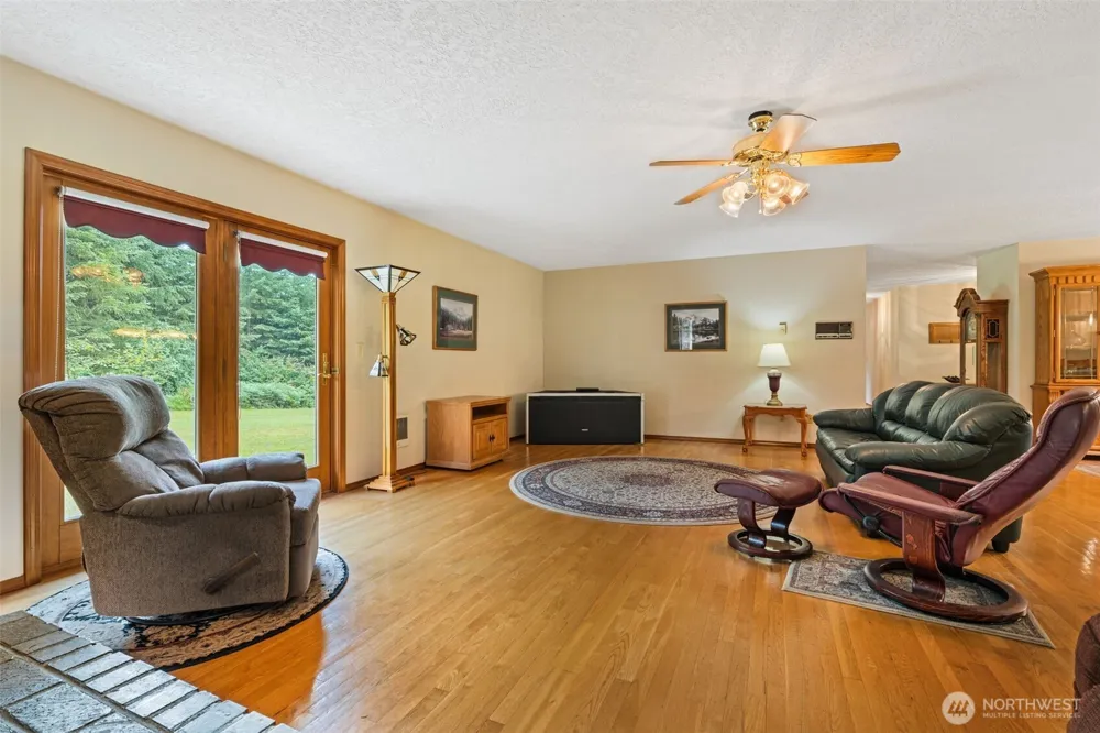 251 John Road Chehalis, WA 98532