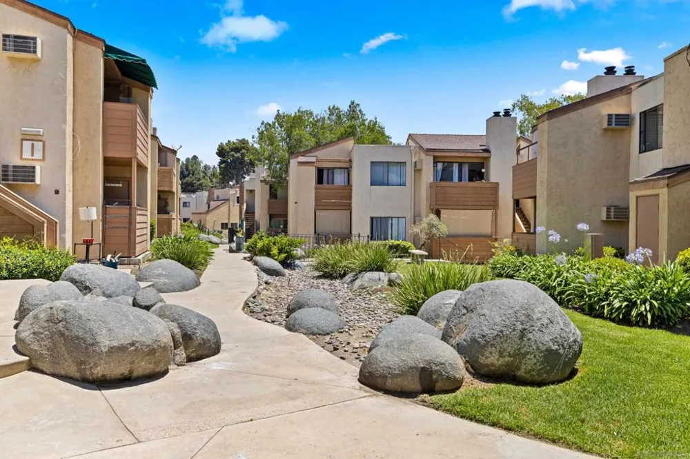 2920 Briarwood #E7 Bonita, CA 91902