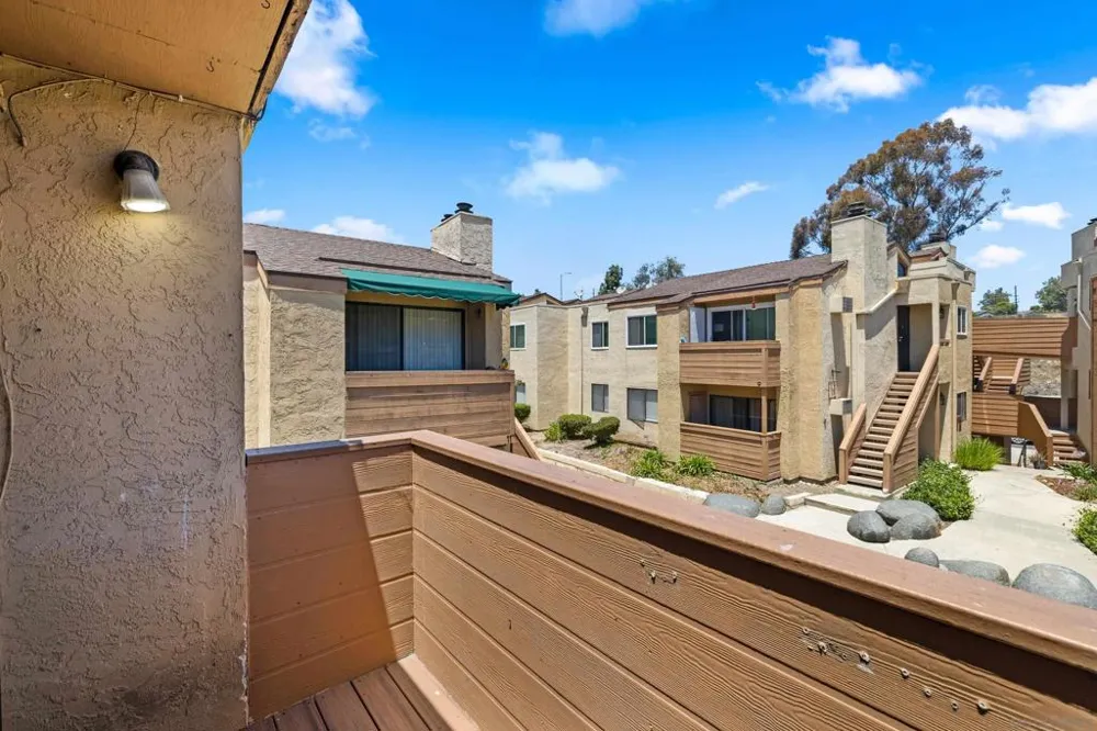 2920 Briarwood #E7 Bonita, CA 91902