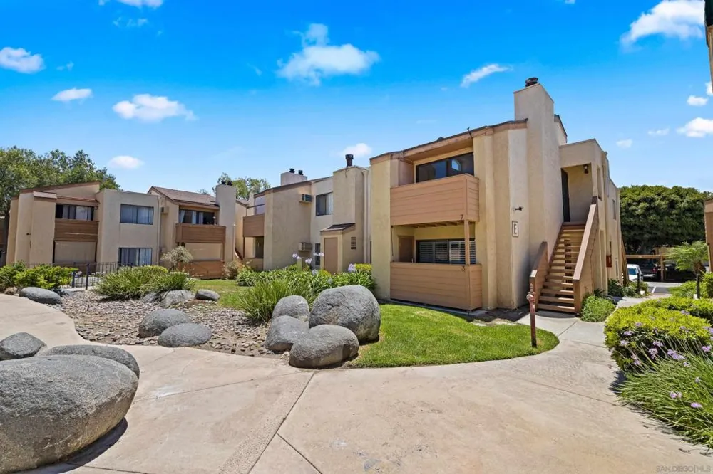 2920 Briarwood #E7 Bonita, CA 91902