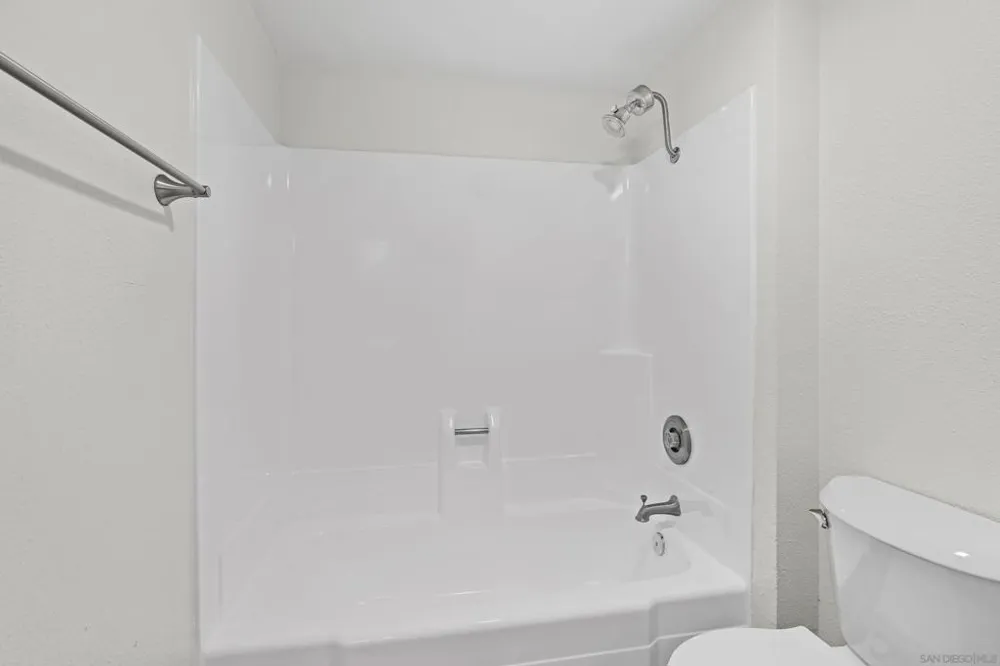 2920 Briarwood #E7 Bonita, CA 91902