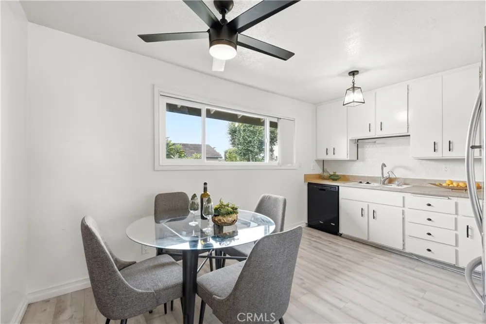 23292 Orange Avenue #6 Lake Forest, CA 92630