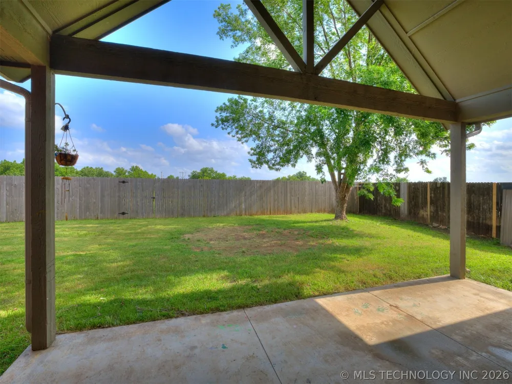 12318 E 69th Street Owasso, OK 74055