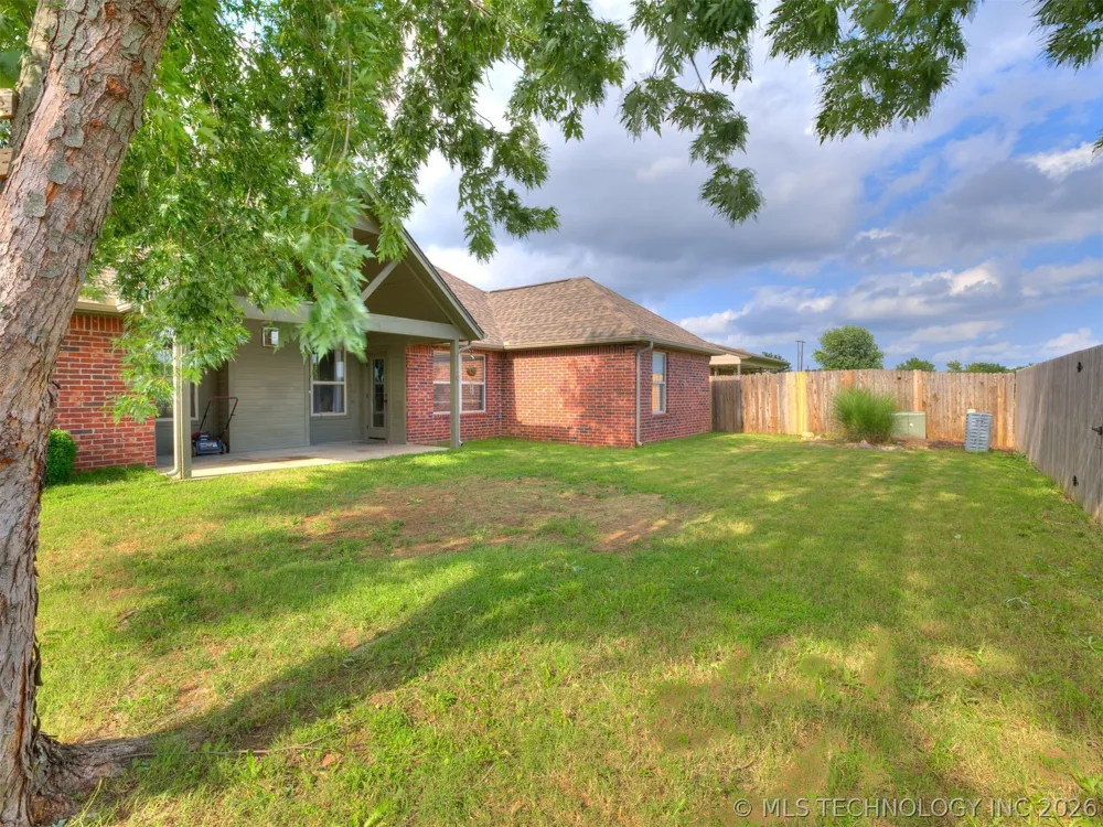 12318 E 69th Street Owasso, OK 74055