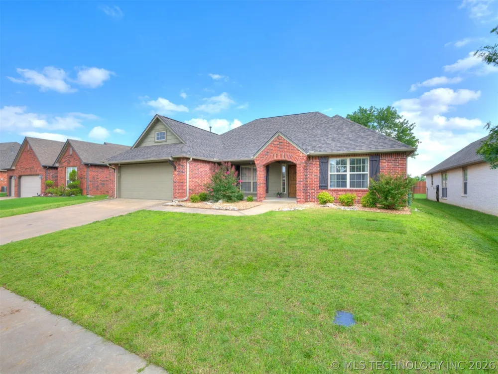 12318 E 69th Street Owasso, OK 74055