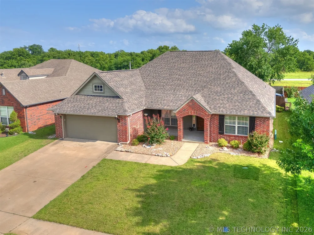 12318 E 69th Street Owasso, OK 74055